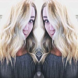 Meet your Posher, Alexis